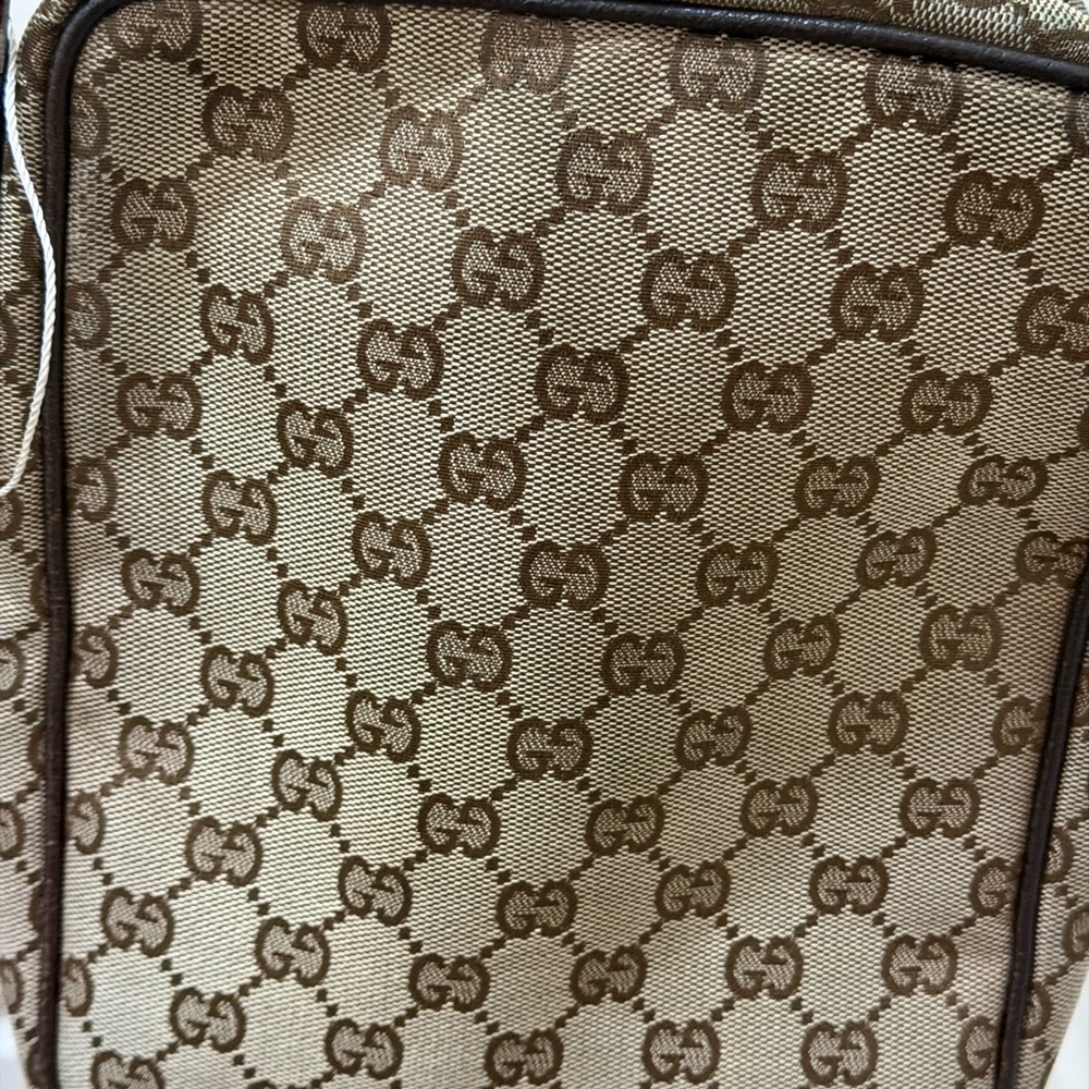 Gucci Tan and Brown Monogram Messenger Bag - Picture 2 of 5